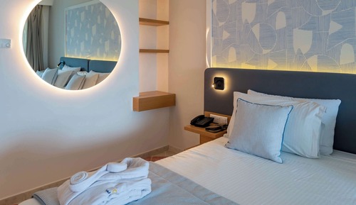 Superior Room, 2 Twin Beds, Balcony, Sea View