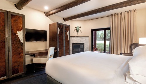 Superior Room, 1 King Bed, Mountain View (Taos Mountain 1 King - Accessible)