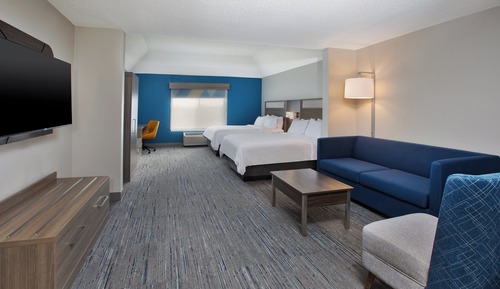 Suite, 2 Queen Beds
