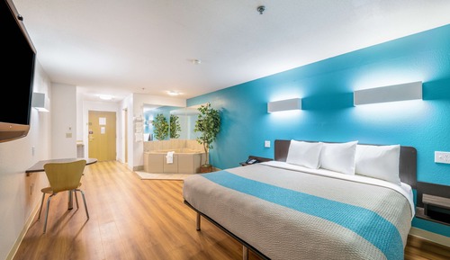Standard Room, 2 Queen Beds, Non Smoking