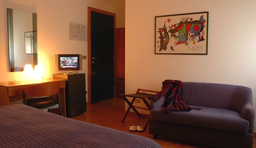 Classic Twin Room