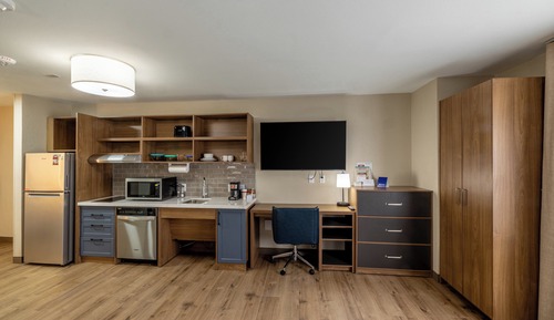 Studio Suite, 2 Queen Beds, Accessible (Communications, Accessible Tub)