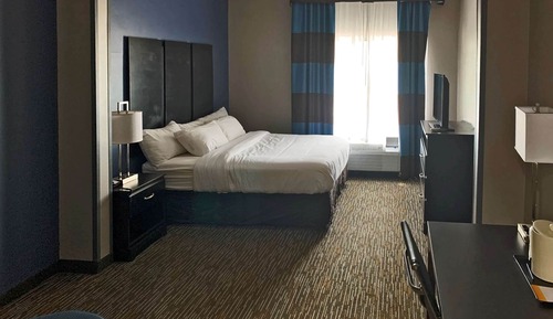 Standard Room, 1 King Bed, Non Smoking