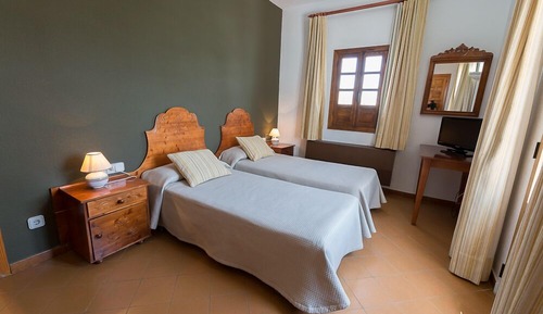 Superior 2 Bedrooms