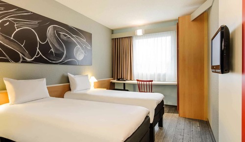 Standard Room, 2 Twin Beds