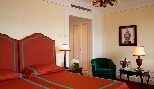Superior Double Room, Partial Lake View