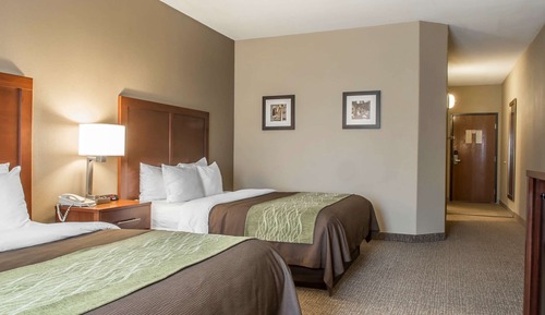 Standard Room, 2 Queen Beds, Non Smoking