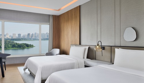 Club Room, 2 Double Beds, Non Smoking, Lake View