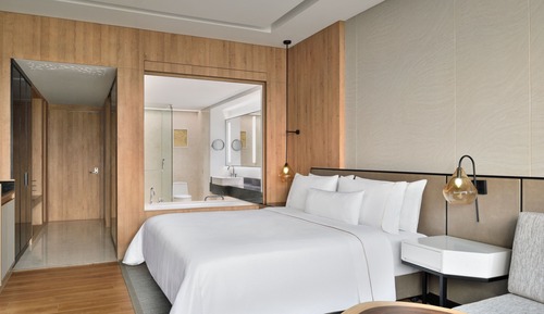 Room, 1 King Bed, Non Smoking, Hill View