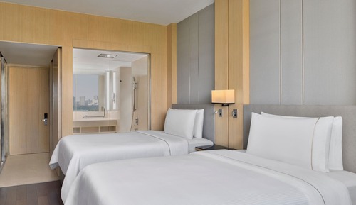 Room, 2 Double Beds, Non Smoking, Lake View