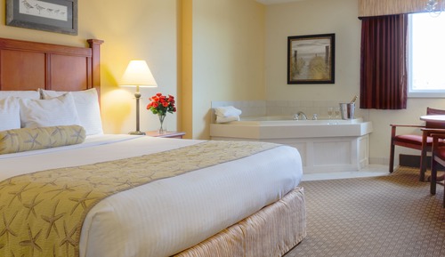 Romantic Suite, 1 King Bed, Jetted Tub