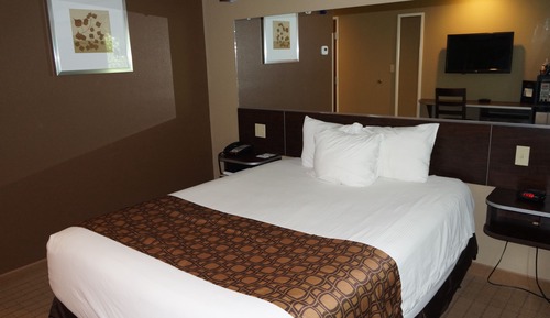 Room, 1 Queen Bed, Non Smoking (Accessible)