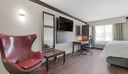 Suite, 1 King Bed, Non Smoking