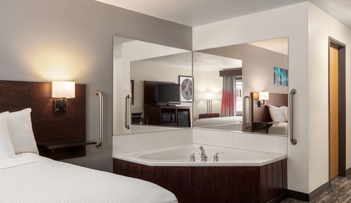 Deluxe Room, 1 King Bed, Non Smoking