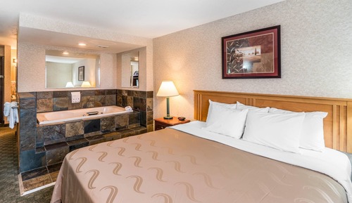 Suite, 1 King Bed, Non Smoking