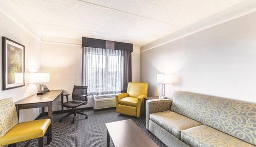Deluxe Room, 1 King Bed, Non Smoking