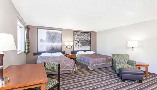 Suite, 2 Queen Beds