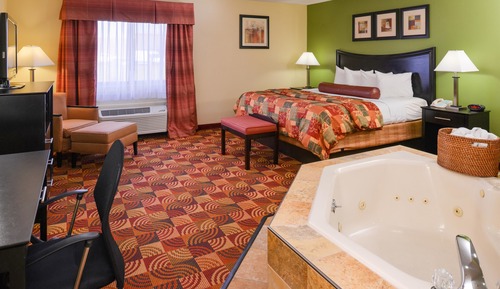 Suite, 1 King Bed, Non Smoking, Jetted Tub