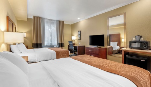 Room, 2 Queen Beds, Accessible, Non Smoking
