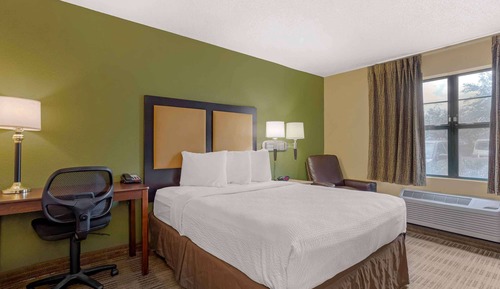 Studio, 1 Queen Bed, Accessible, Non Smoking