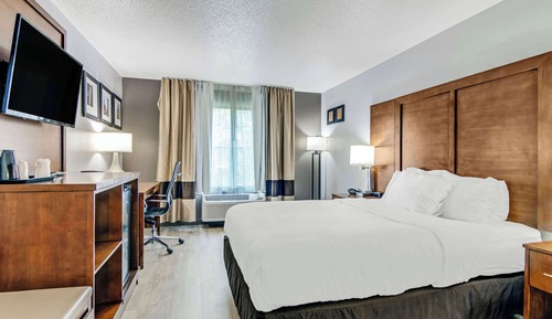 Suite, 1 Queen Bed, Accessible, Non Smoking