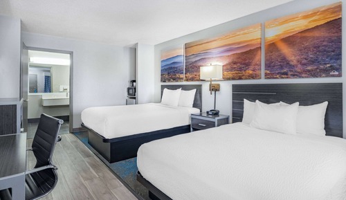 Room, 2 Queen Beds, Accessible, Non Smoking