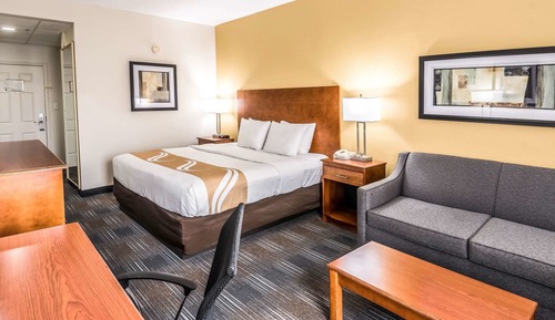 Standard Room, 1 King Bed, Smoking
