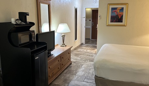 Deluxe Room, 1 King Bed, Non Smoking