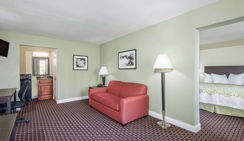 Suite, 2 Queen Beds, Non Smoking