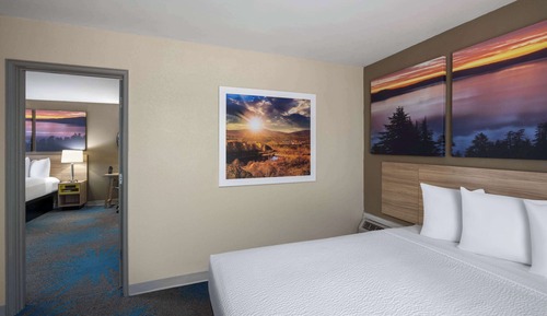 Suite, Multiple Beds, Non Smoking (One Bedroom)