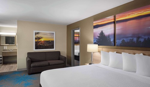 Suite, Multiple Beds, Non Smoking (One Bedroom)