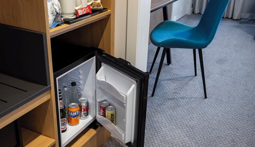 Premium Room, 1 King Bed (Stocked Minibar)