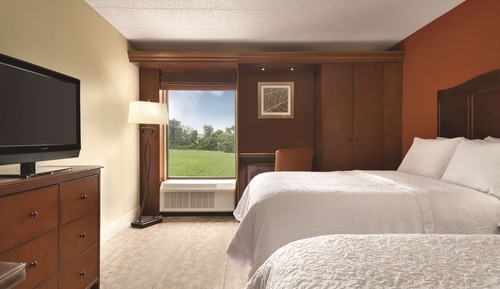Room, 2 Queen Beds, Non Smoking