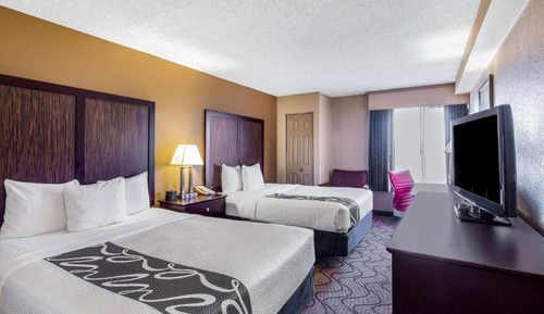 Room, 2 Queen Beds, Mobility Accessible