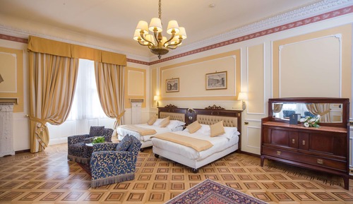 Grand Junior Suite