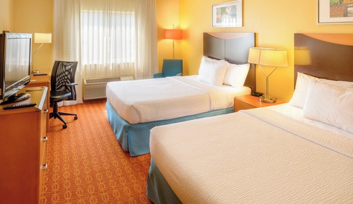 Room, 2 Queen Beds, Non Smoking