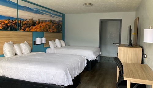 Room, 2 Queen Beds, Accessible, Non Smoking