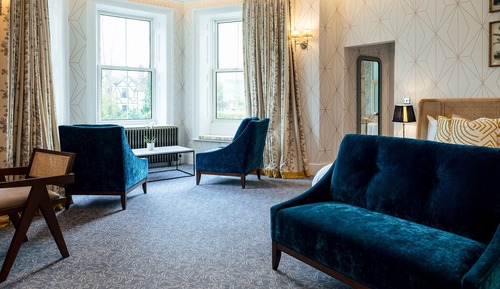 Feature Room