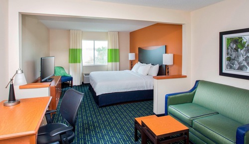 Executive Suite, 1 King Bed with Sofa bed, Non Smoking