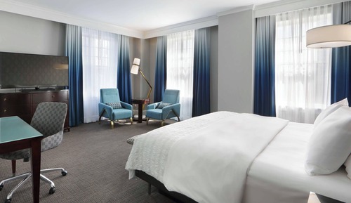 Standard Room, 1 King Bed