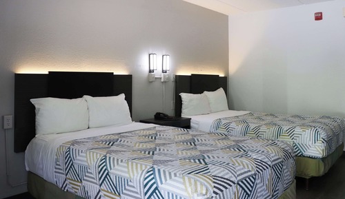 Standard Room, 2 Double Beds, Non Smoking