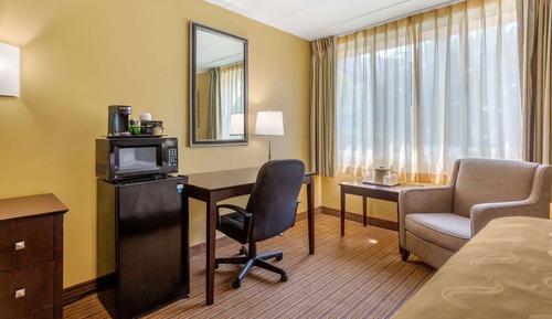 Standard Room, Multiple Beds, Non Smoking