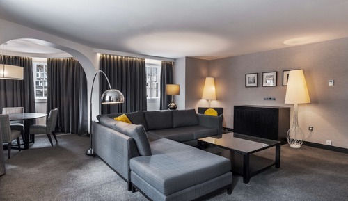 Suite (Royal)