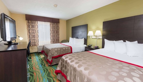 Room, 2 Queen Beds, Non Smoking