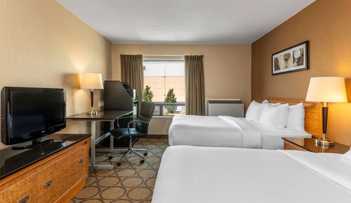 Standard Room, 2 Double Beds, Second Floor