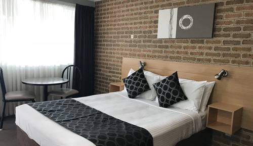 Budget Room (Next to Highway)