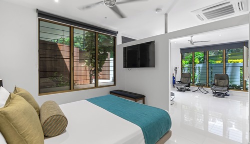 Studio, 1 Queen Bed (Garden)
