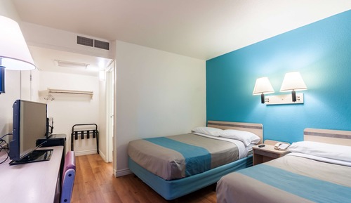 Standard Room, 2 Double Beds, Non Smoking