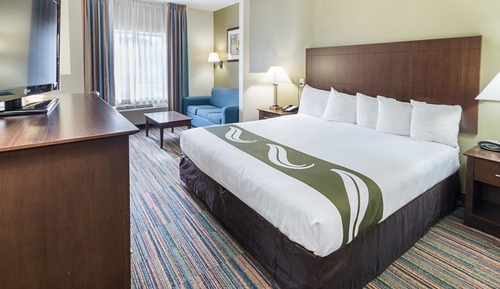 Suite, 1 King Bed, Non Smoking