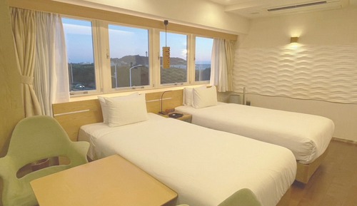 Grand Enoshima Twin Room (Ocean Side, 4th Floor) 